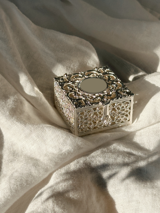 Elegant Metal Rosary Beads Box for Pearl Rosary